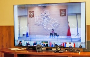 Губернатор Андрей Воробьев провел еженедельное совещание в формате видеоконференции